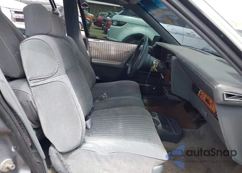 1992 Buick Century Special из США, поврежденный, VIN 1G4AG54N4N6458109